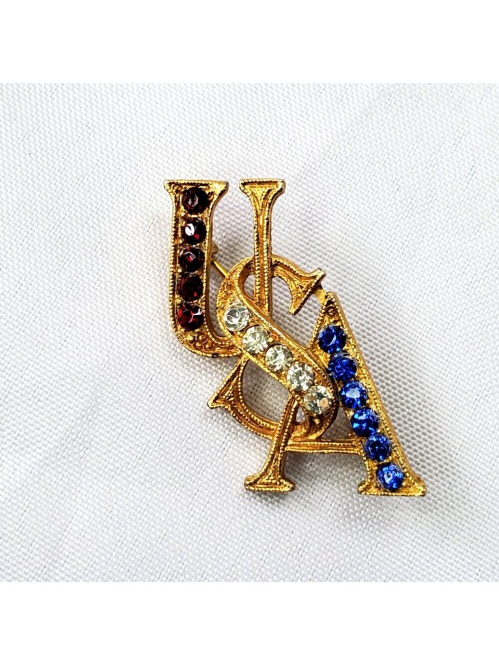 VTG Gold-Tone USA Brooch With Red White & Blue Rhinestones Patriotic Pin 1.5" - Picture 3 of 7